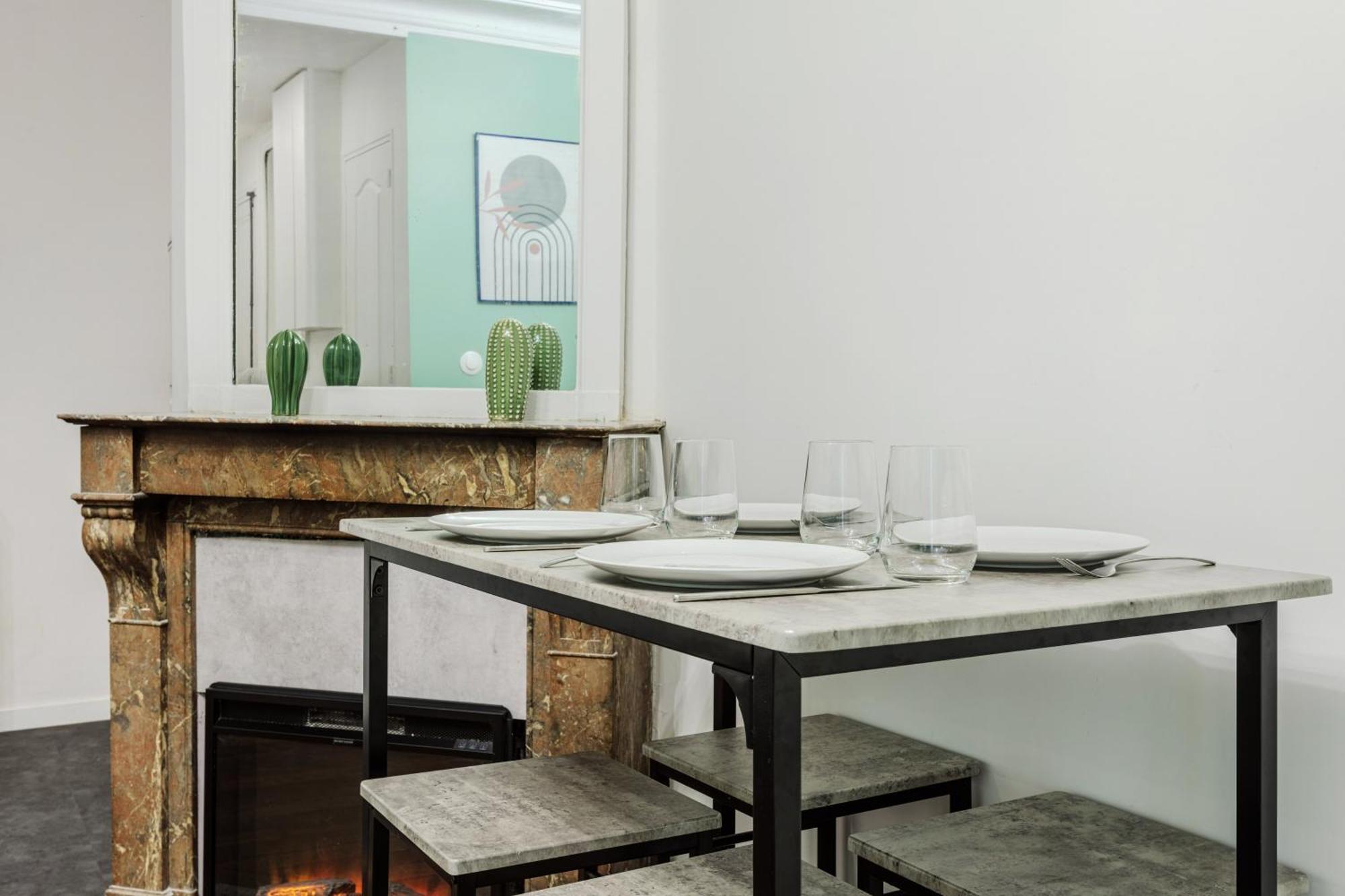 Splendide 18eme 6p Apartment Paris